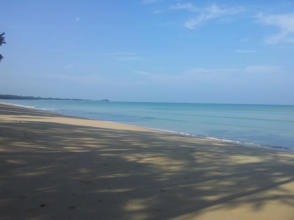 Living Room Apartments Bang Lut Beach Khaolak Bang Sak Quarto foto
